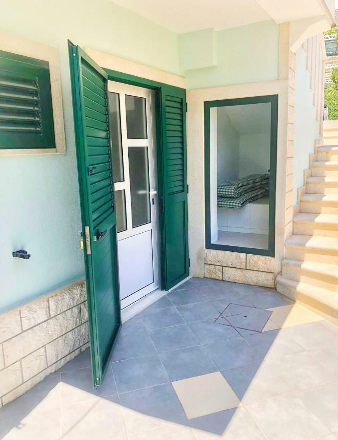 Studio Apartman Noa Trogir Exterior foto